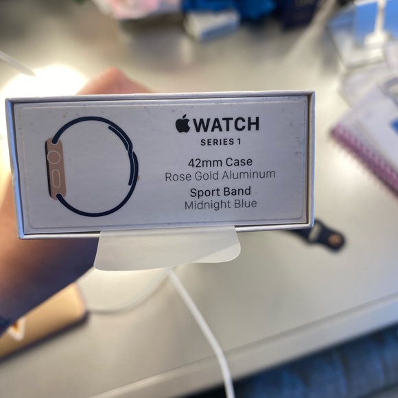 Apple Watch Series 1 42mm - Picture 6 of 10